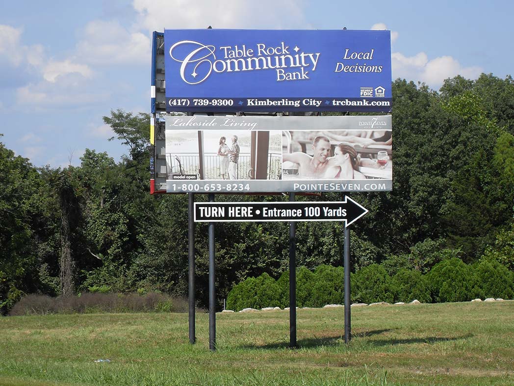 North Bound (Tight) - THE BOTTOM FACE ON THE NORTHBOUND SIDE OF THIS BILLBOARD IS CURRENTLY AVAILABLE FOR LEASE!