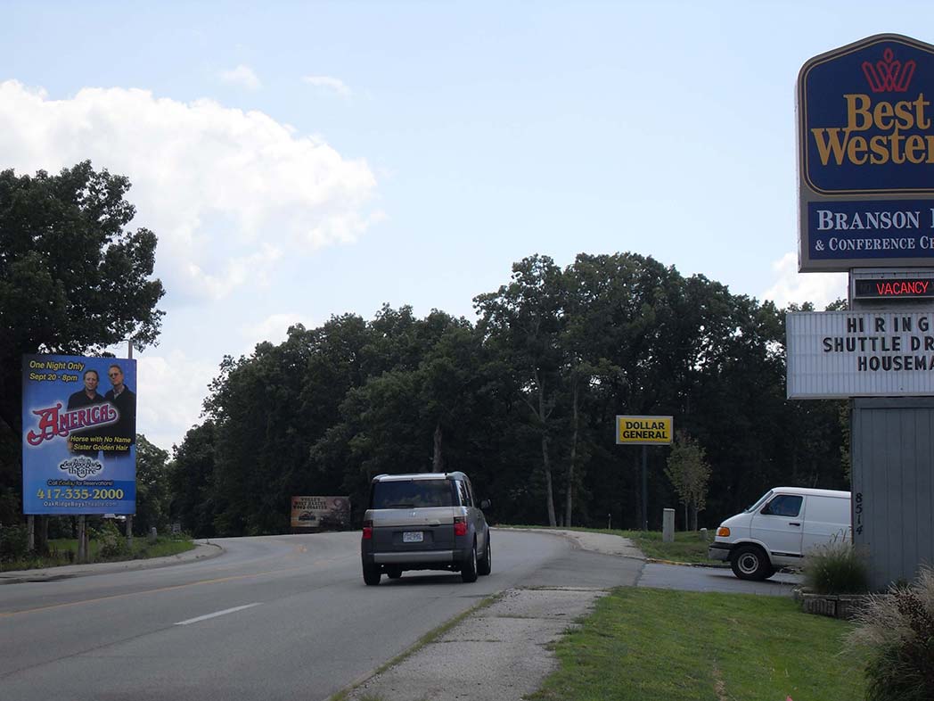 East Bound - The EASTBOUND SIDE OF THIS BILLBOARD IS CURRENTLY AVAILABLE FOR LEASE!